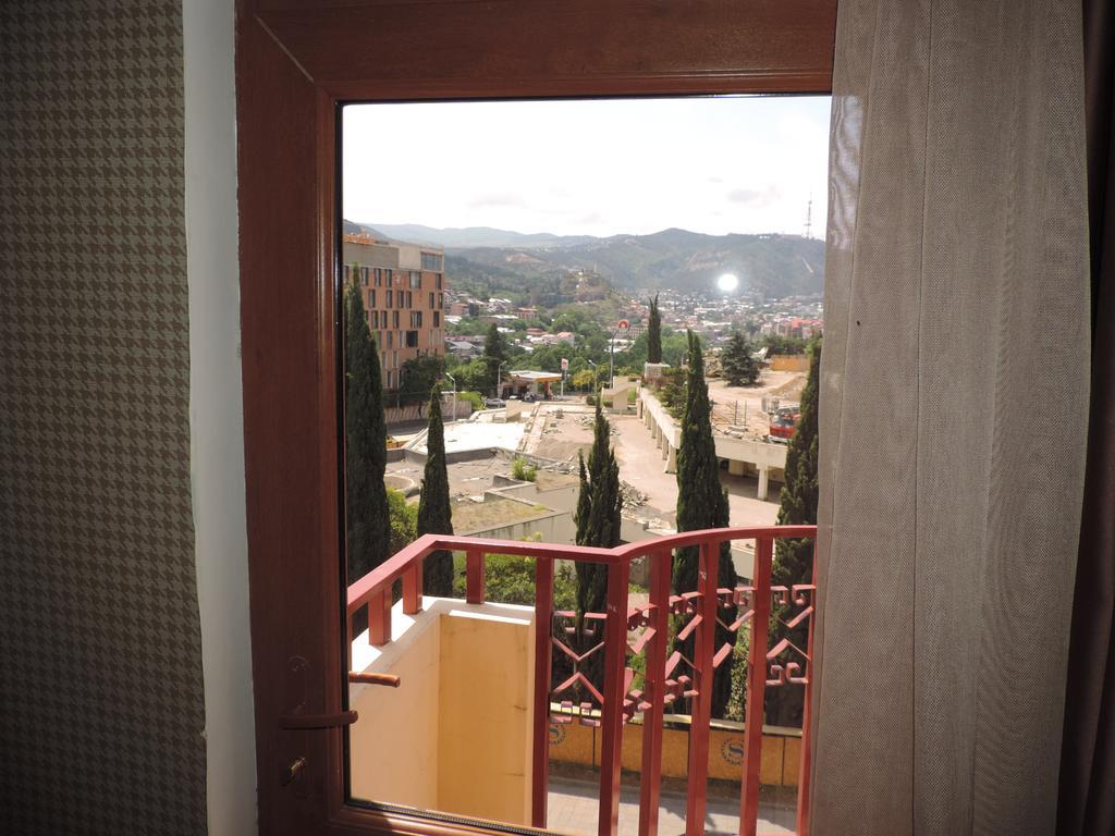 טביליסי Begi Hotel מראה חיצוני תמונה