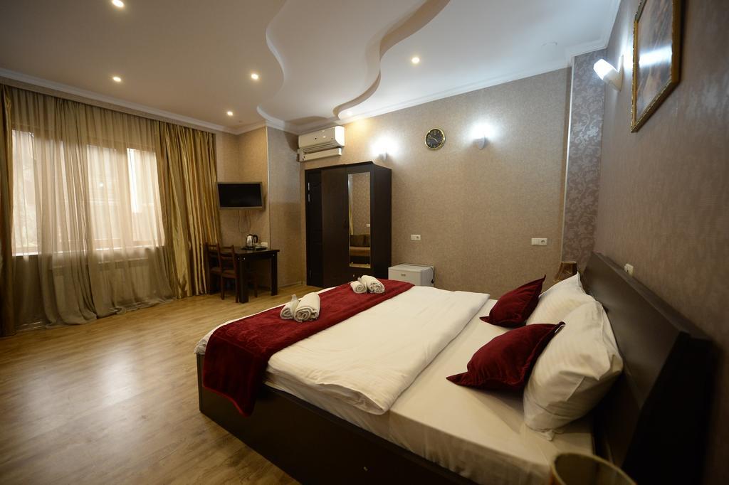 טביליסי Begi Hotel מראה חיצוני תמונה