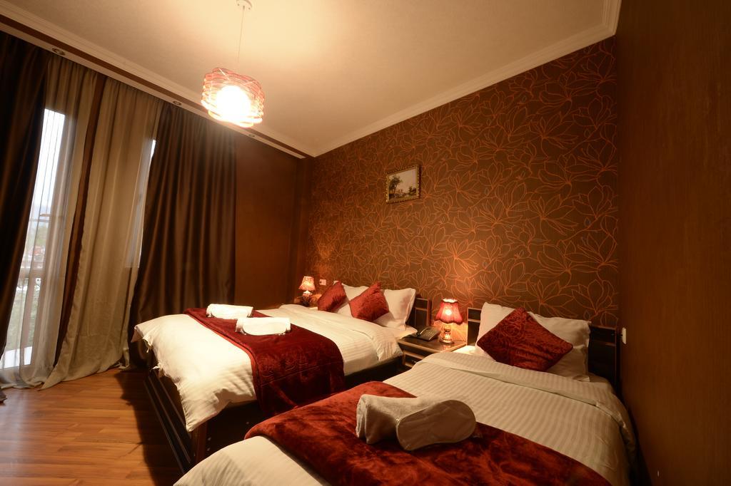 טביליסי Begi Hotel מראה חיצוני תמונה