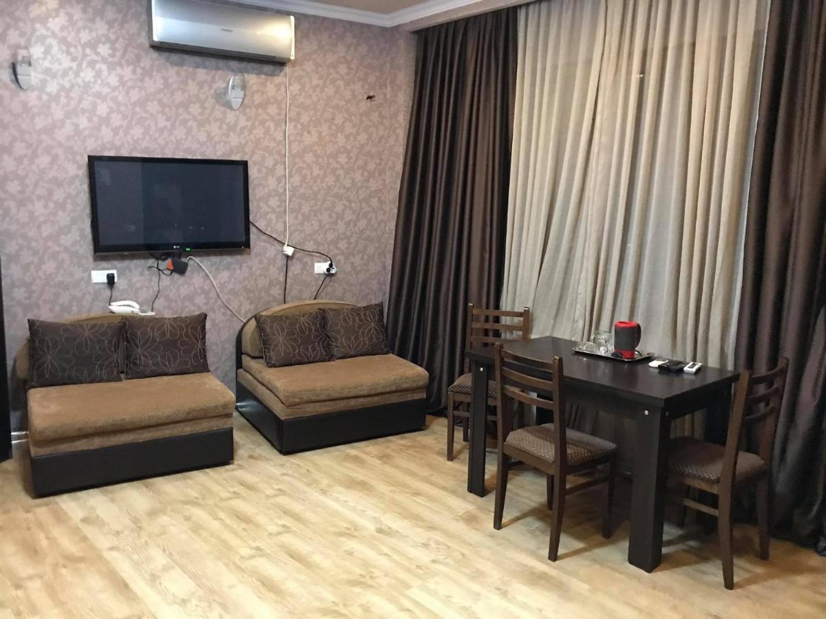 טביליסי Begi Hotel מראה חיצוני תמונה